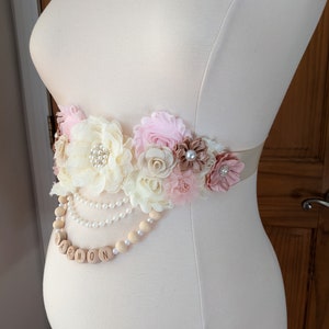 Mommy To Be Maternity Belly Bump Flower Sash, Pregnant Expecting Mother Tummy Sash, Maternity Photo Prop for Mama To Be, Baby Shower Sash