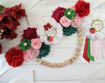 Strawberry Baby Girl Shower Mommy To Be Belly Sash, Pregnant Bump Flower Sash for Mama To Be, Berry Sweet Girl Baby Sprinkle Maternity Sash