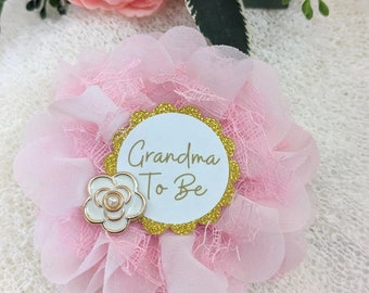 Grandma To Be Baby Shower Button Keepsake Gift for Grandmother Pink Baby Girl Sprinkle Ribbon for New Granny Pink Flower Pin Baby Shower