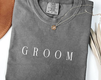 Groom Shirt Comfort Colors Mr. Sweatshirt Custom Gift for Groom Wedding Tee Minimalist Groom Sweatshirt Engagement Gift for Honeymoon Groom
