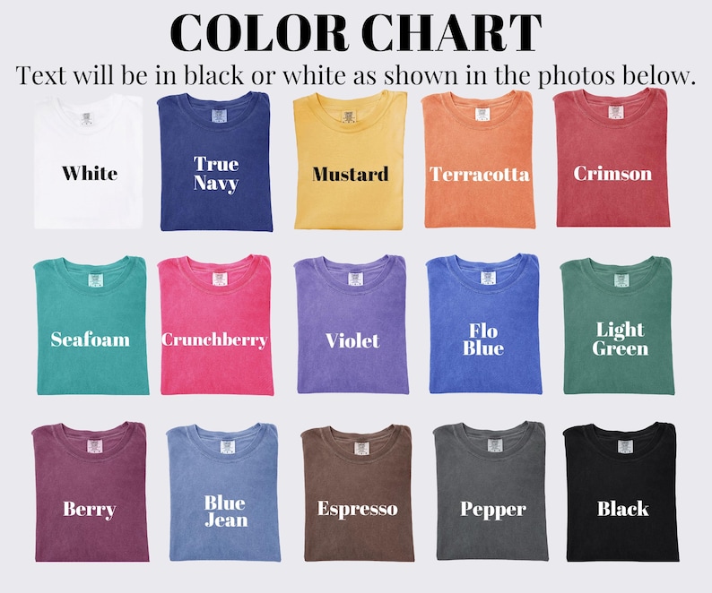 Puede incluir: Una carta de colores que muestra quince camisetas dobladas en varios tonos, incluyendo blanco, azul marino, mostaza, terracota, carmes&iacute;, espuma de mar, frambuesa, violeta, azul, verde claro, baya, azul jean, espresso, pimienta y negro con texto.