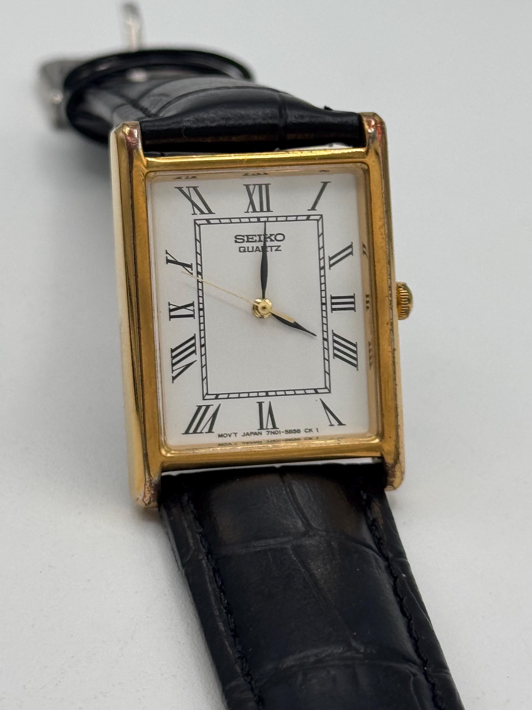 WTS] JDM Seiko 1982 Vintage Dress Watch Mini “Snowflake