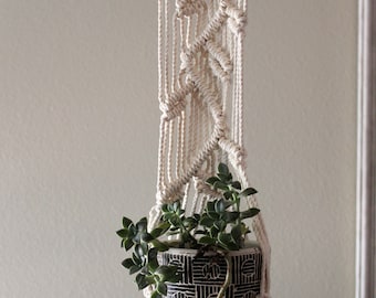 Macrame Plant Hanger Large Pot | Indoor and Outdoor Plant Hanger | Boho Home Decor | Plant Lovers Gift