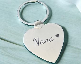 Llavero con foto grabada: recuerdo personalizado en forma de corazón