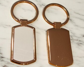 Llavero oblongo grabado en oro rosa con foto: Regalo personalizado para atesorar