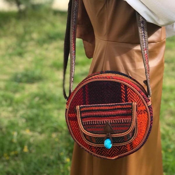 ethnic pattern bag ,Handmade rug pattern bag, kilim circle bağ and purse, stylish design bag, unisex bags.