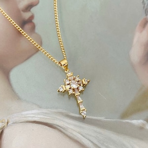 18K Gold Jesus Kreuz Halskette • Kruzifix Anhänger • Religiöses Gedenkgeschenk für Sie • Christliche Kreuz Anhänger Halskette • Taufe Geschenk für Ihn
