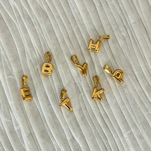 Pingente ADICIONE para colar de letras de bolhas com pavê robusto de prata ou ouro • Pingente inicial de balão 3D personalizado • Joia com nome personalizado para ela