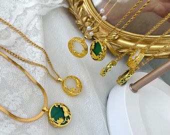 18K GOLD Lucky Fish Jade Halskette Dainty Buddha Grün / Weiß Jade Schmuck WASSERPROOF Good Luck Amulett Medaillon Halskette Brautjungfer Geschenk