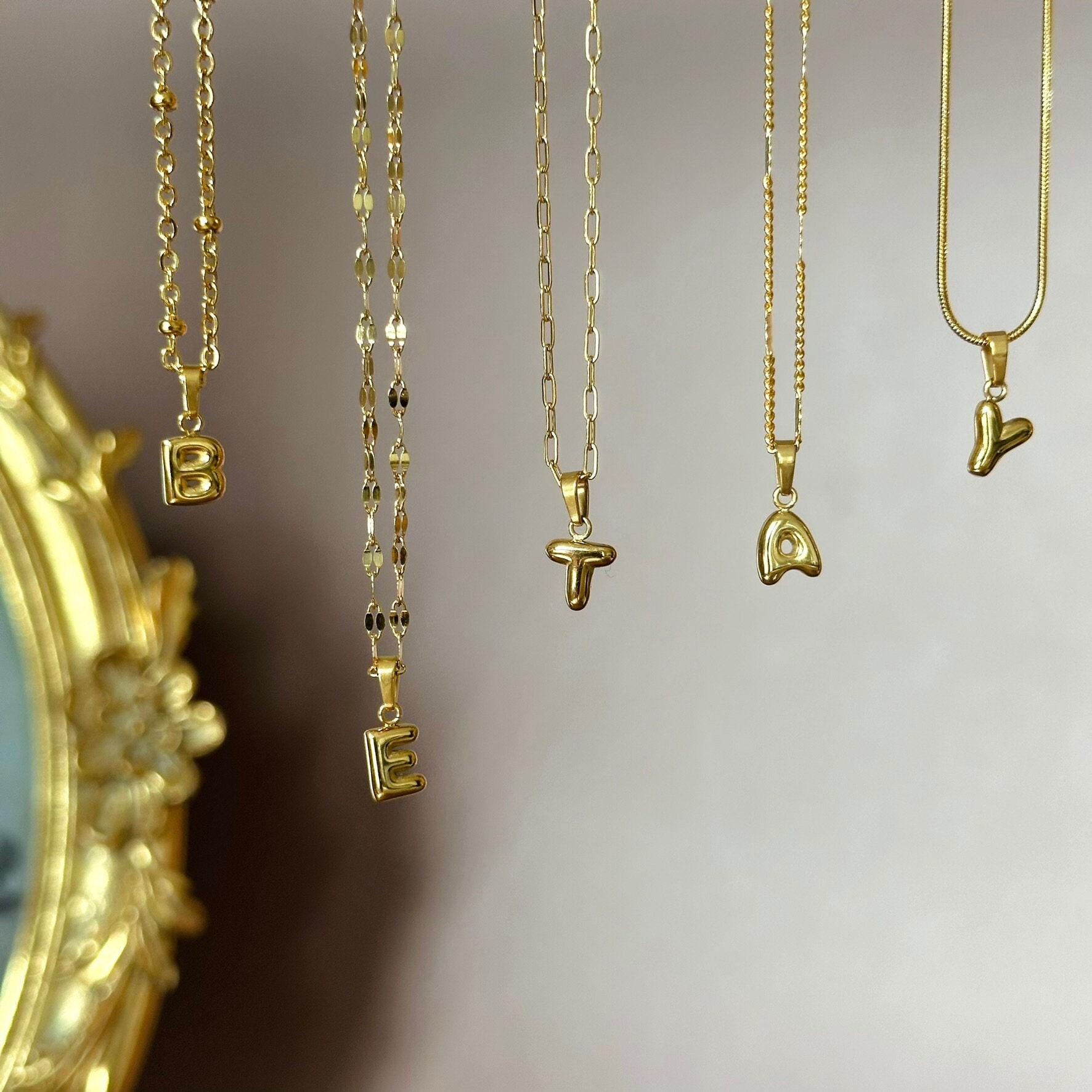 Collana Iniziale Grossa Con Lettera - Placcata Oro 14K - Stile Bolla - Gioiello Personalizzato Per Donna - Ipoallergenica - Regalo Con Astuccio