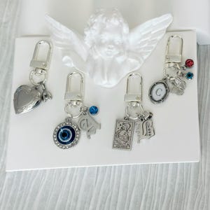 Benutzerdefinierte Charme Schlüsselanhänger, Geldbörse Charme Schlüsselhalter, Unisex Silber Schlüsselanhänger, Gestalten Sie Ihren Taschenanhänger, personalisierte Hangbag Zubehör, Geburtstagsgeschenk