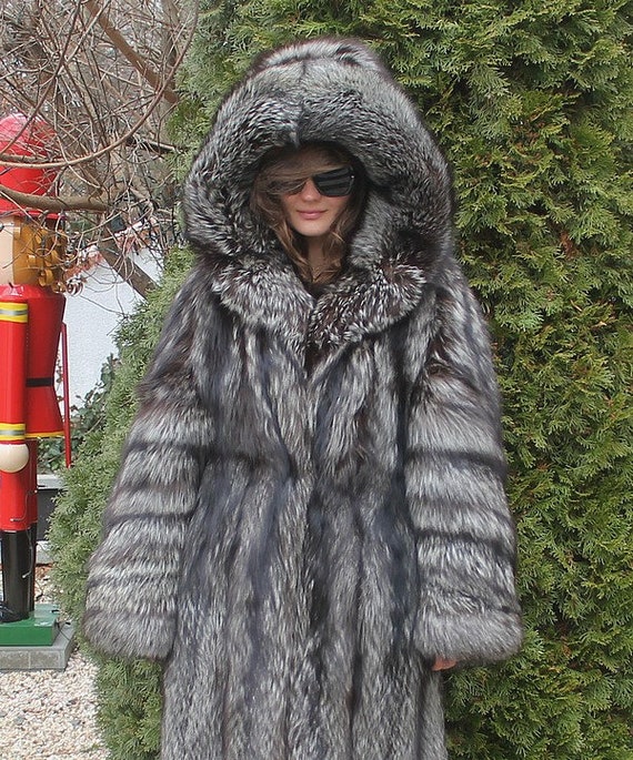 SALE 100% Ranch American Silver Fox Fur Jacket Coat Outwear SALE 100% Ranch American Silver Fox Fur Jacket Coat Outwear