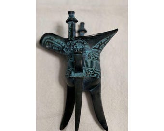 Ancient Style Chinese Bronze Ritual Wine Vessel Jue Tripod Cup Fuxin Inscribed