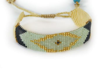 Rättvisemärkt hemgjort av kvinnor i Columbia Gåva med ett syfte Pärlarmband