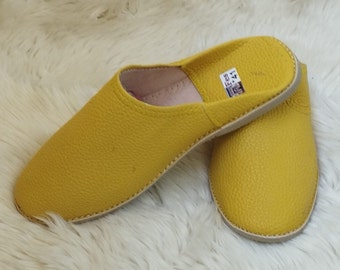 100% leather Moroccan slippers Men'syellow leather slipper gift for him, handmade sheepskin babouche slippers