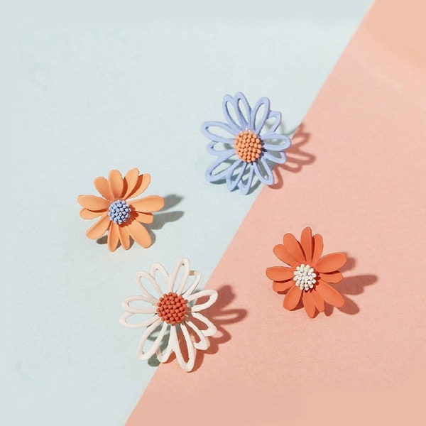 Vivid Flowers, lovely unbalance earrings, daily collection