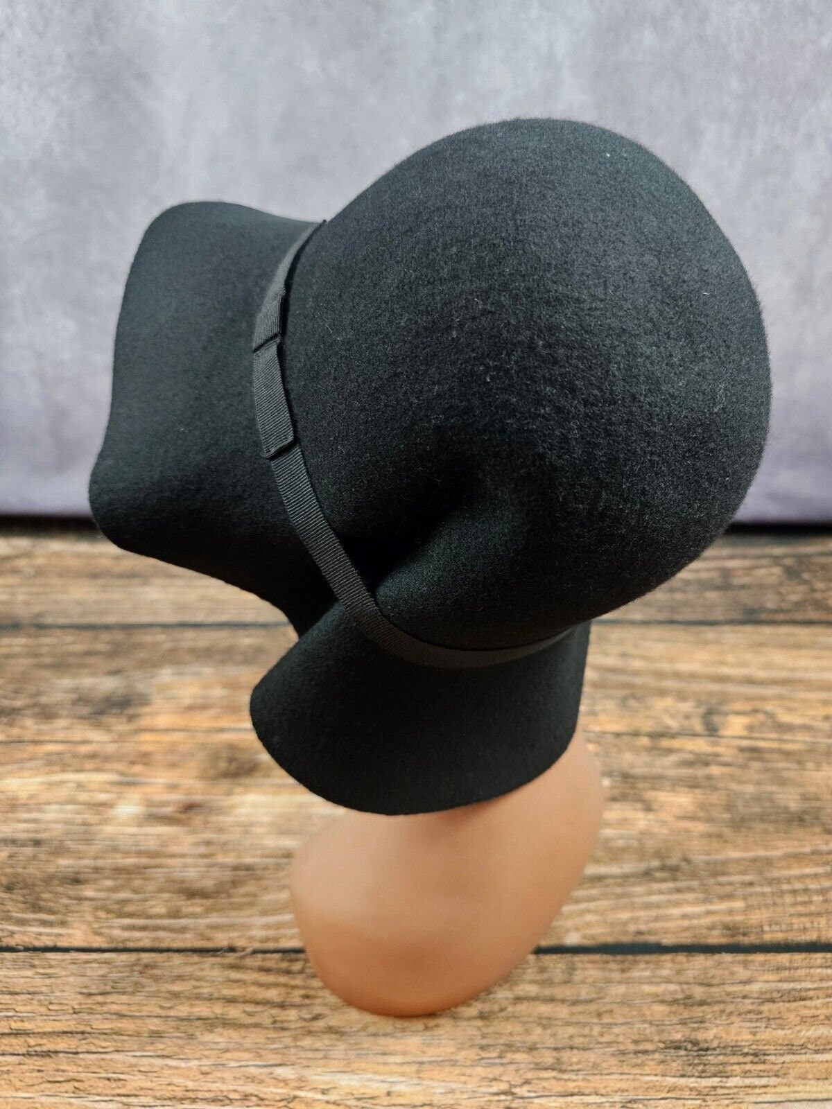Vintage 70s Lord & Taylor Italy Made Black Womens 100% Wool  display picture 3