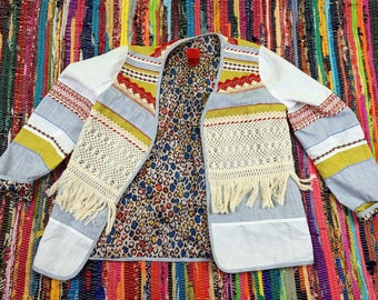Vintage Linen Jacket, Crochet Fringe, Embroidered Boho Style, Size Medium