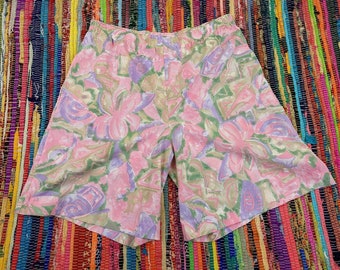 Vintage 80's BonWorth Women's  Bermuda Shorts Pull On Elastic Waist Floral Pastel Tones Colorful Lightweight Polyester Pockets Size Petite M