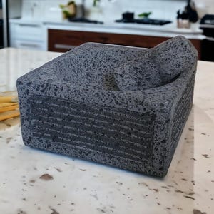 Cuenco y mortero clásicos - Piedra de lava - 7 pulgadas - Molcajete mexicano auténtico
