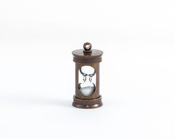 Working Hourglass Charm: 29mm Antiqued Brass Mini Sand Timer Pendant, Functional Glass Fidget, Steampunk Pendant Jewelry Supply (1 Count)