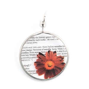 Colgante de flor e inscripción, redondo de vidrio transparente con flor de color rojo anaranjado y nueva definición, 45 x 38 pulgadas, 1 unidad