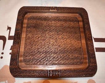Matzah Tray - Matzah texture