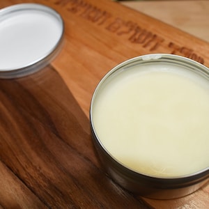 Wooden Elixir: Handcrafted Board Butter for Elegant Wood Care - Ideal for Cutting & Challah Boards!