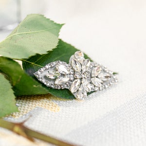Wedding Bustle Pin | Wedding Train Pin | Bridal Dress Pin | Wedding Train Fastener | Bridal Train Pin | Bridal Dress Brooch | Bustle Clip