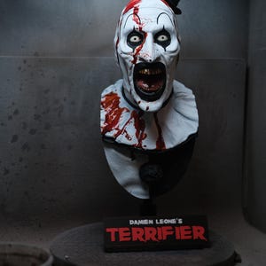 The Terrifier 3 Art Bust 12 Inch 