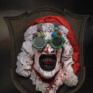 The Terrifier WallHanger V01/V02 Both Plaques!