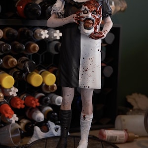The Terrifier 2 The Pale Girl Statue