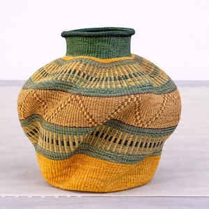 Dilo Bolga Basket | Gift for mum, Gift for him, Gift for Her|Housewarming Gifts |Home Gifts | Handmade Baskets| Bolga Basket| Tall baskets