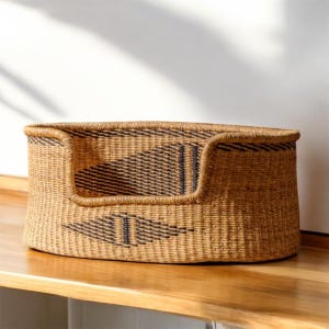 Handwoven Natural Bolga Pet Bed | Cozy Pet Basket | Woven Dog Bed | Eco-Friendly Pet Bed | Durable Handmade Pet Basket