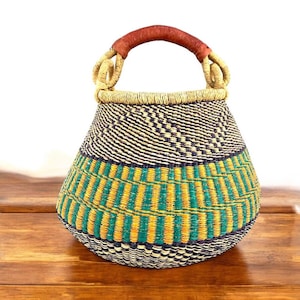 Teya bolga pot basket, Flower Basket, Indoor planter, Home Decor Basket, Woven Plant Basket, Storage Basket, Decorative Basket, Plant Basket