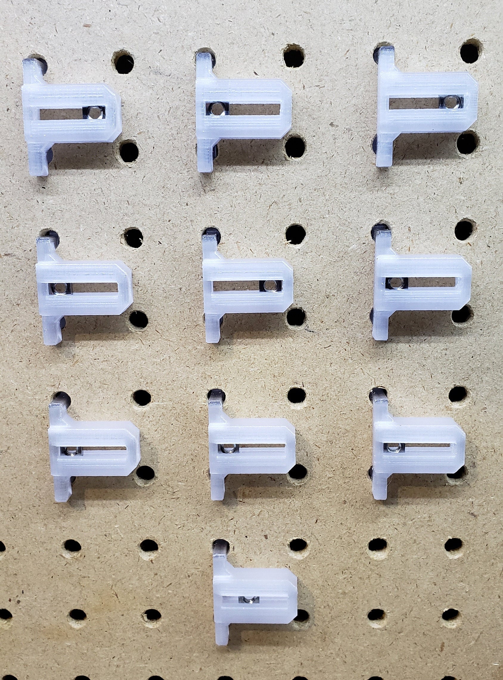 pegboard connector and pegboardslider connector combination — Fort