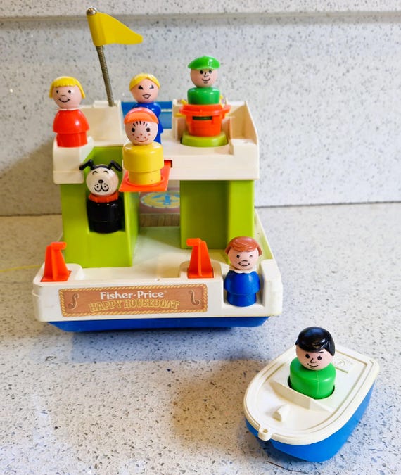 Vintage Fisher Price Houseboat With Little People Accessories