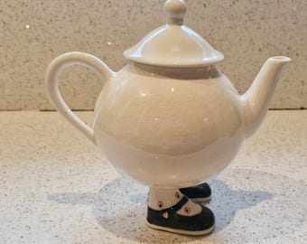 Carltonware Walking Teapot: Hand-painted English Pottery