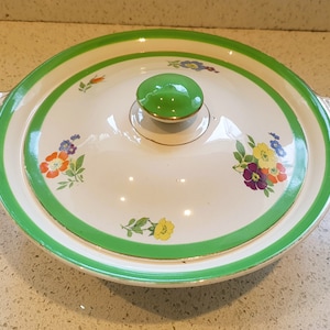 Vintage Meakin Tureen: Green Rim Floral Design