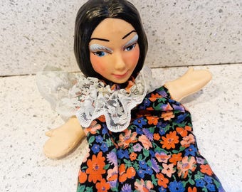 ヴィンテージのハンドパペット、パンチとジュディ、人形劇：王子様