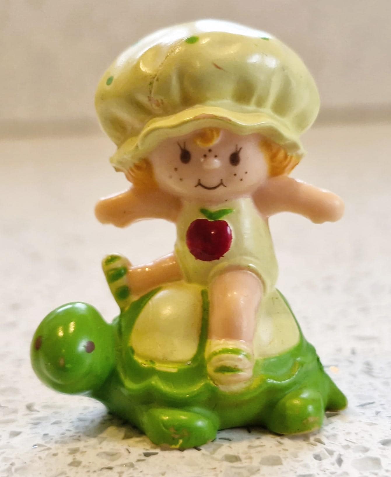 Vintage Apple Dumpling Figurine: Strawberry Shortcake, Tea Time