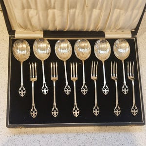Art Deco Cutlery, Art Deco Dessert Cutlery, Silver Plated, Scalloped, Dessert, Spoons, Forks, ESPN,