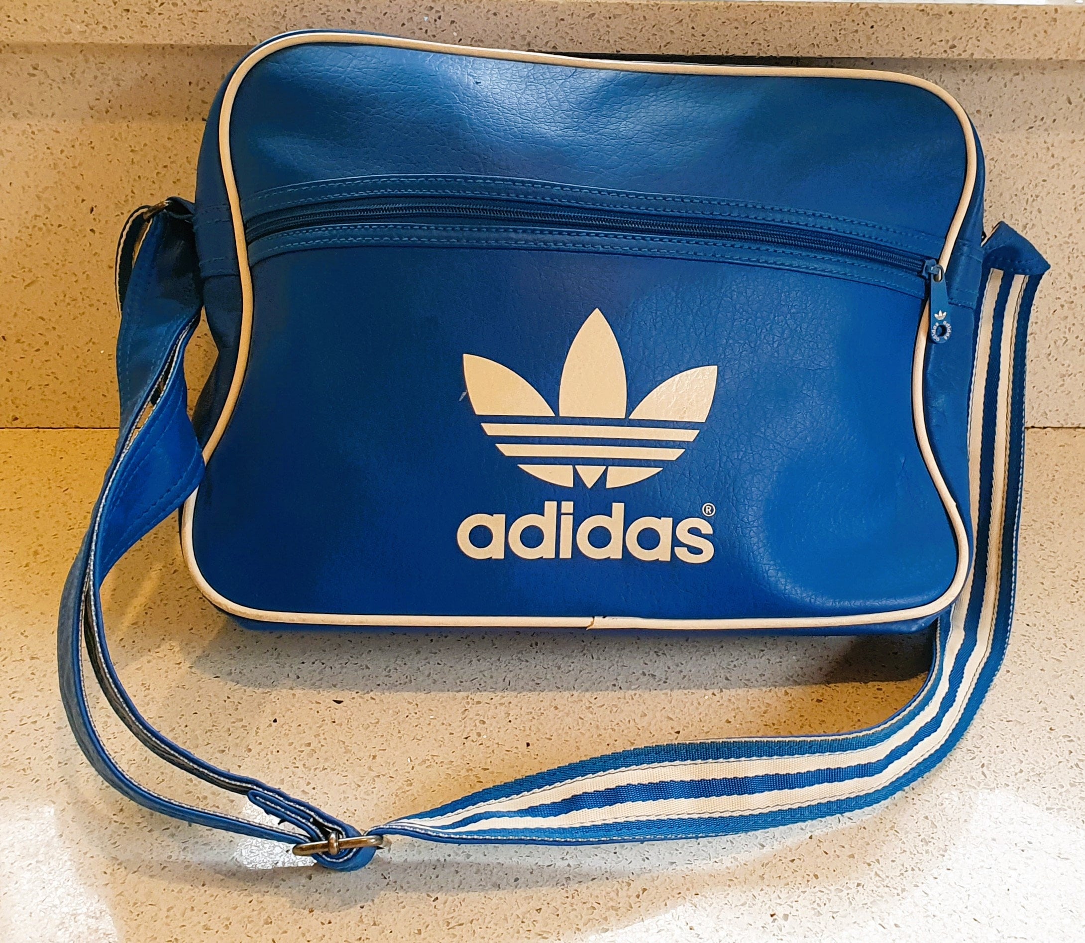 Leather crossbody bag Gucci X Adidas White in Leather - 30415863
