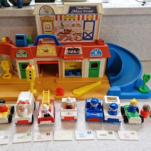 Vintage Fisher Price Little People Main Street 1986 - Etsy