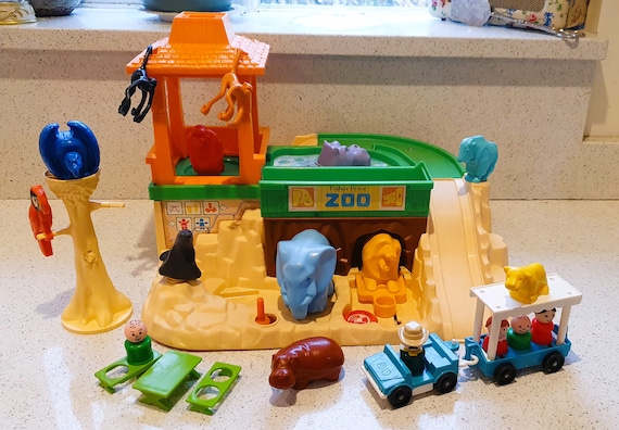 Vintage Fisher Price Zoo Playset With Safari Train, 80s Toys - Etsy