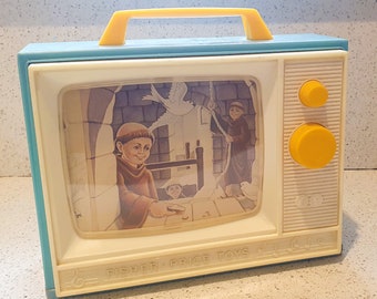 Vintage Fisher Price 2204 Music Box TV Wind up Row Your Boat