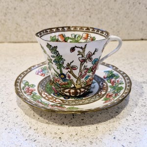 Coalport Indian Tree Scalloped Edge Flat Cup & Saucer, EXCELLENT condition, Coalport Indian Tree, Antique,Tea cup, Bone china