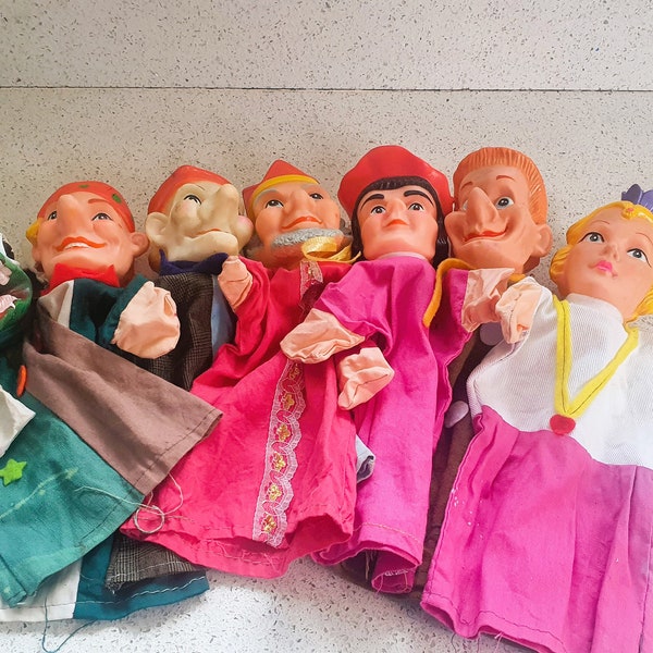 vintage hand puppets, Punch and Judy, Crocodile, King, Queen, Princess, Jester, Puppets, set of 7,