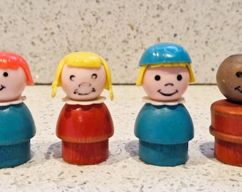 Muñecos de madera vintage Fisher Price con personajes raros