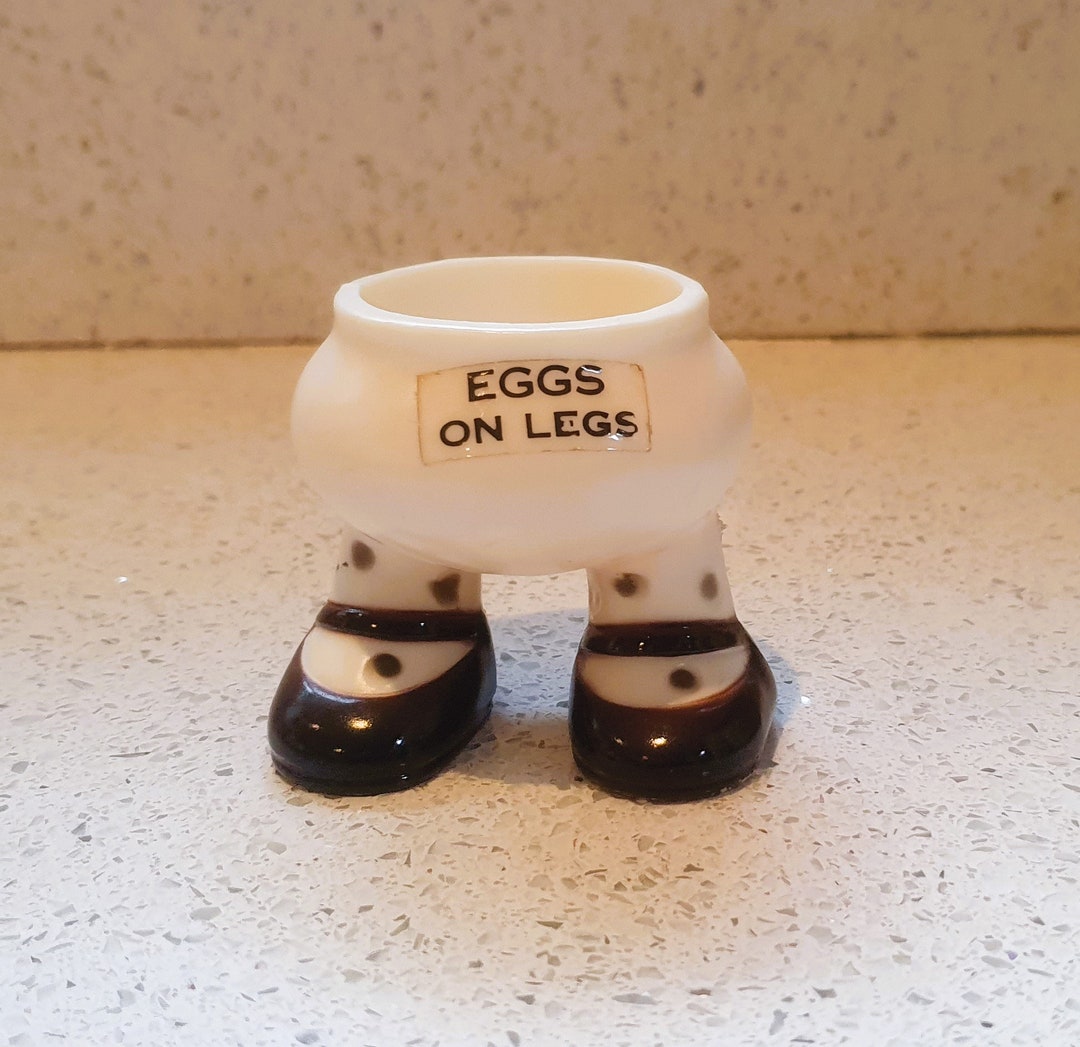 Vintage Eggs on Legs, Egg Cup, Feet, Original, 60s , Walking Egg Cups